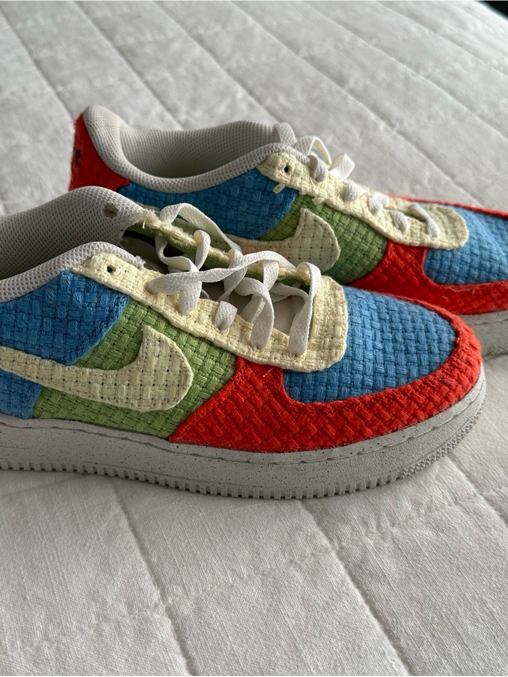 Nike Kids Colorblock Woven Sneakers - Blue/Green/Red/Cream